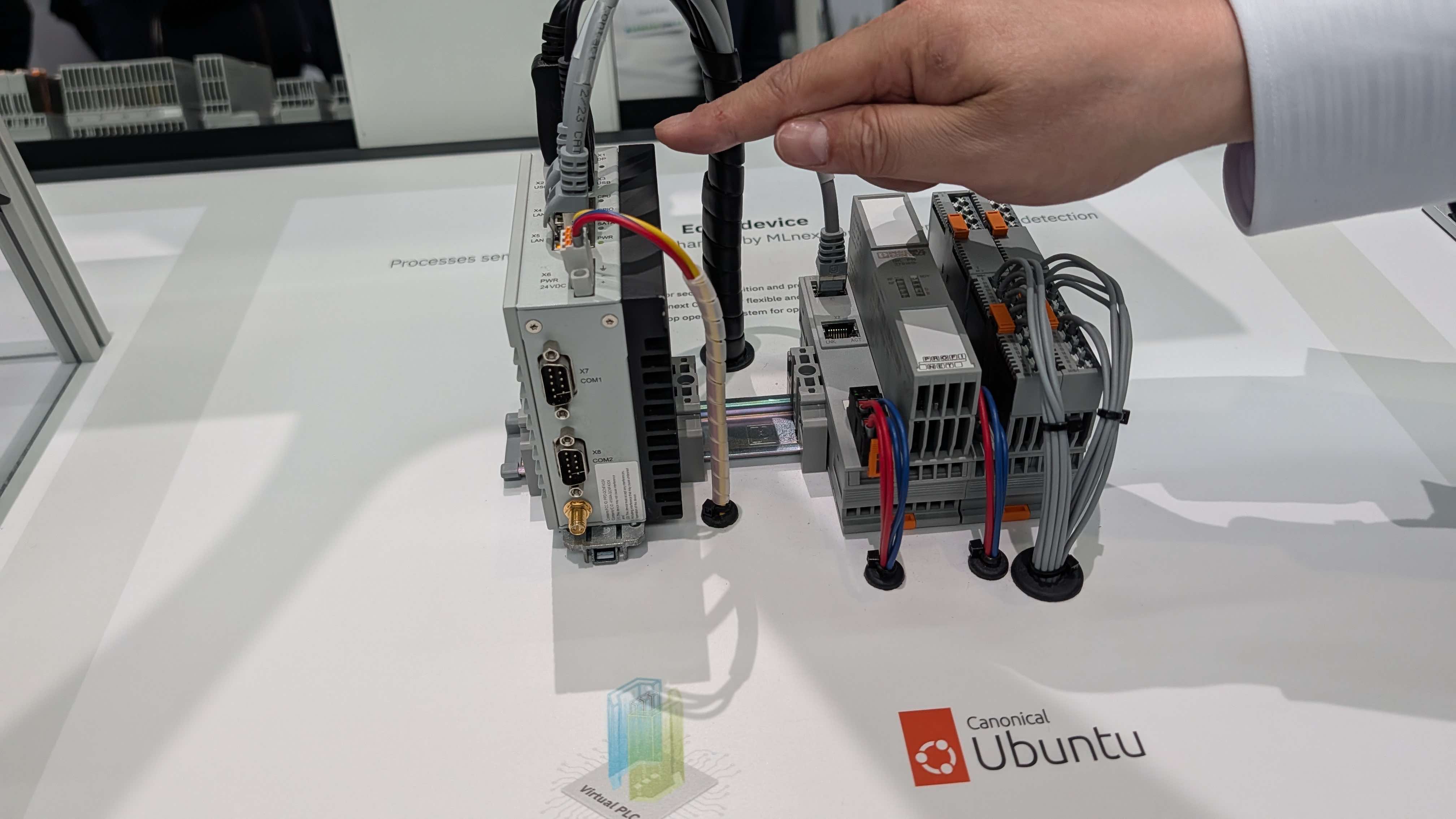 Canonical Ubuntu上での動作